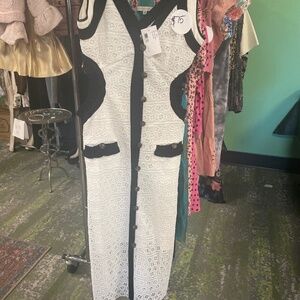 Women’s dress